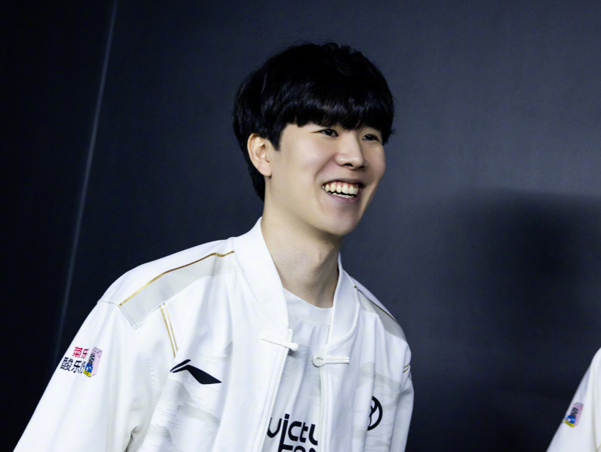 那不勒斯通 那不勒斯通